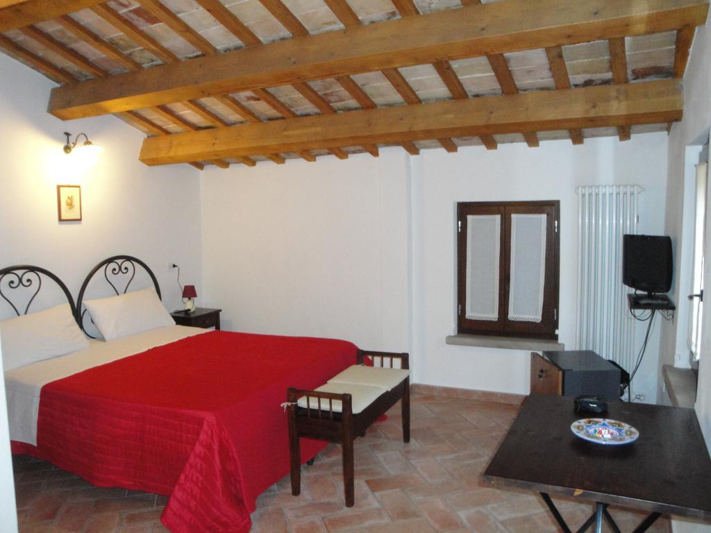 Hôtel Al Castello à Tavullia Chambre photo